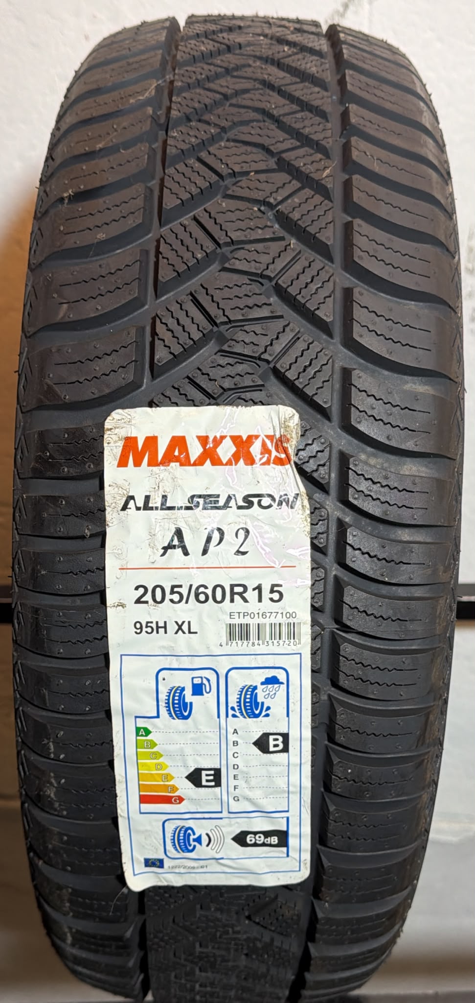 Maxxis ALL SEASON AP2 XL 205/60 R15